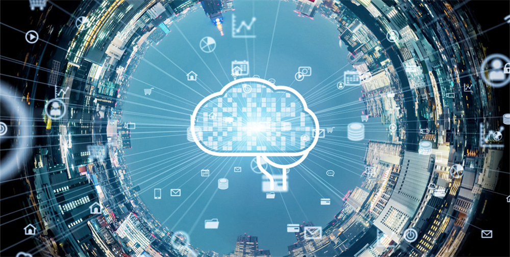 隨著科技的不斷進(jìn)步，智慧消防系統(tǒng)已經(jīng)成為現(xiàn)代化建筑安全的重要組成部分。這些系統(tǒng)通過(guò)無(wú)線傳感器、監(jiān)控?cái)z像頭、智能算法等技術(shù)，提供了一系列卓越功能，大大提升了建筑物的安全級(jí)別。本文將介紹智慧消防系統(tǒng)的一些主要功能，以及它們?nèi)绾螏椭Ｗo(hù)人們的生命和財(cái)產(chǎn)安全。 1.實(shí)時(shí)監(jiān)測(cè)和警報(bào)：智慧消防系統(tǒng)能夠?qū)崟r(shí)監(jiān)測(cè)建筑物內(nèi)部的溫度、煙霧、火焰等指標(biāo)。一旦系統(tǒng)檢測(cè)到異常情況，例如火災(zāi)或煙霧散播，它將立即發(fā)出警報(bào)并通知相關(guān)人員。這種快速、準(zhǔn)確的警報(bào)可以幫助人們盡早采取逃生行動(dòng)，增加生存幾率。 2.自動(dòng)滅火系統(tǒng)：智慧消防系統(tǒng)配備了自動(dòng)滅火設(shè)備，可以根據(jù)監(jiān)測(cè)到的火災(zāi)位置和程度，自動(dòng)釋放滅火劑。這種自動(dòng)化的滅火系統(tǒng)可以迅速控制火勢(shì)，限制火災(zāi)發(fā)展，并為消防人員贏得更多時(shí)間到達(dá)現(xiàn)場(chǎng)。 3.遠(yuǎn)程監(jiān)控和控制：通過(guò)網(wǎng)絡(luò)連接，智慧消防系統(tǒng)可以遠(yuǎn)程監(jiān)控建筑物的消防設(shè)備和狀態(tài)。消防人員可以通過(guò)智能手機(jī)或電腦隨時(shí)查看建筑物內(nèi)的情況，并進(jìn)行必要的控制操作。這種遠(yuǎn)程監(jiān)控和控制功能大大提高了災(zāi)害響應(yīng)的效率和準(zhǔn)確性。 4.數(shù)據(jù)分析和預(yù)測(cè)：智慧消防系統(tǒng)還可以收集和分析大量的消防數(shù)據(jù)，從而提供更準(zhǔn)確的火災(zāi)風(fēng)險(xiǎn)評(píng)估和預(yù)測(cè)。這有助于制定更科學(xué)的預(yù)防策略，并提前采取措施避免火災(zāi)的發(fā)生。通過(guò)利用人工智能和機(jī)器學(xué)習(xí)算法，系統(tǒng)還可以不斷優(yōu)化自身，提高預(yù)測(cè)準(zhǔn)確率。 5.故障檢測(cè)和維護(hù)：智慧消防系統(tǒng)能夠自動(dòng)檢測(cè)設(shè)備的故障和異常情況，并及時(shí)通知維護(hù)人員進(jìn)行修復(fù)。這可以大大減少設(shè)備故障對(duì)安全性能的影響，并確保系統(tǒng)始終處于最佳工作狀態(tài)。 總之，智慧消防系統(tǒng)的卓越功能使得它成為保護(hù)現(xiàn)代建筑安全的重要利器。通過(guò)實(shí)時(shí)監(jiān)測(cè)、自動(dòng)滅火、遠(yuǎn)程監(jiān)控和控制、數(shù)據(jù)分析和預(yù)測(cè)，以及故障檢測(cè)和維護(hù)等功能，這些系統(tǒng)可以最大程度地減少火災(zāi)帶來(lái)的損失，并提高人們的生命安全。在未來(lái)，隨著技術(shù)的不斷進(jìn)步，智慧消防系統(tǒng)還將不斷發(fā)展和完善，為人們創(chuàng)造更安全的生活環(huán)境。